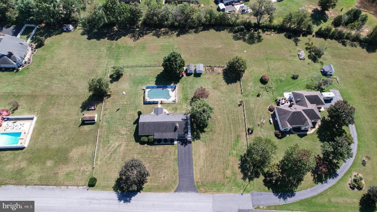 1 Rowe Drive photo 54