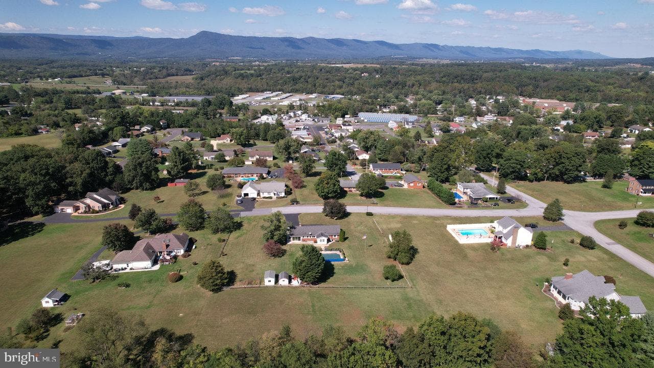 1 Rowe Drive photo 60
