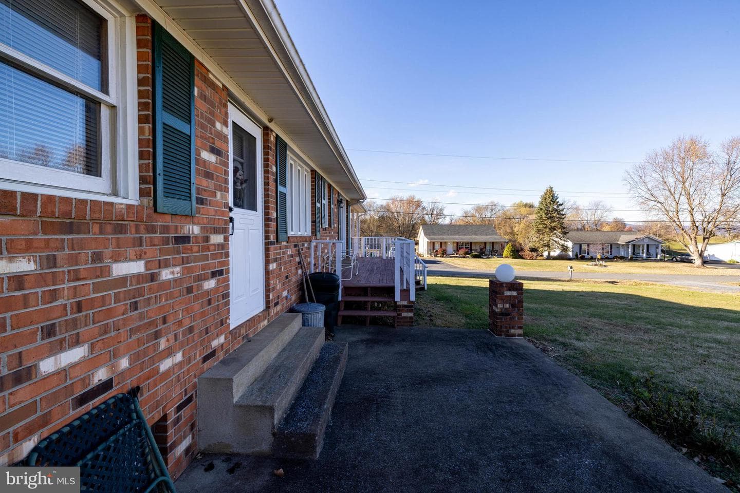 115 Sunset Drive photo 46
