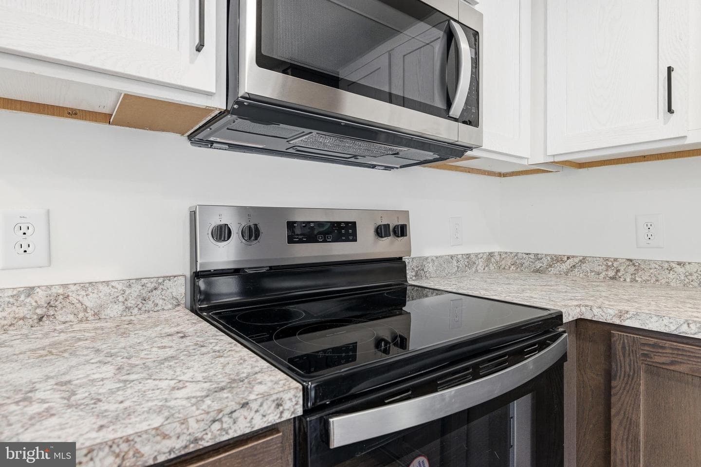 355 Park Road photo 13