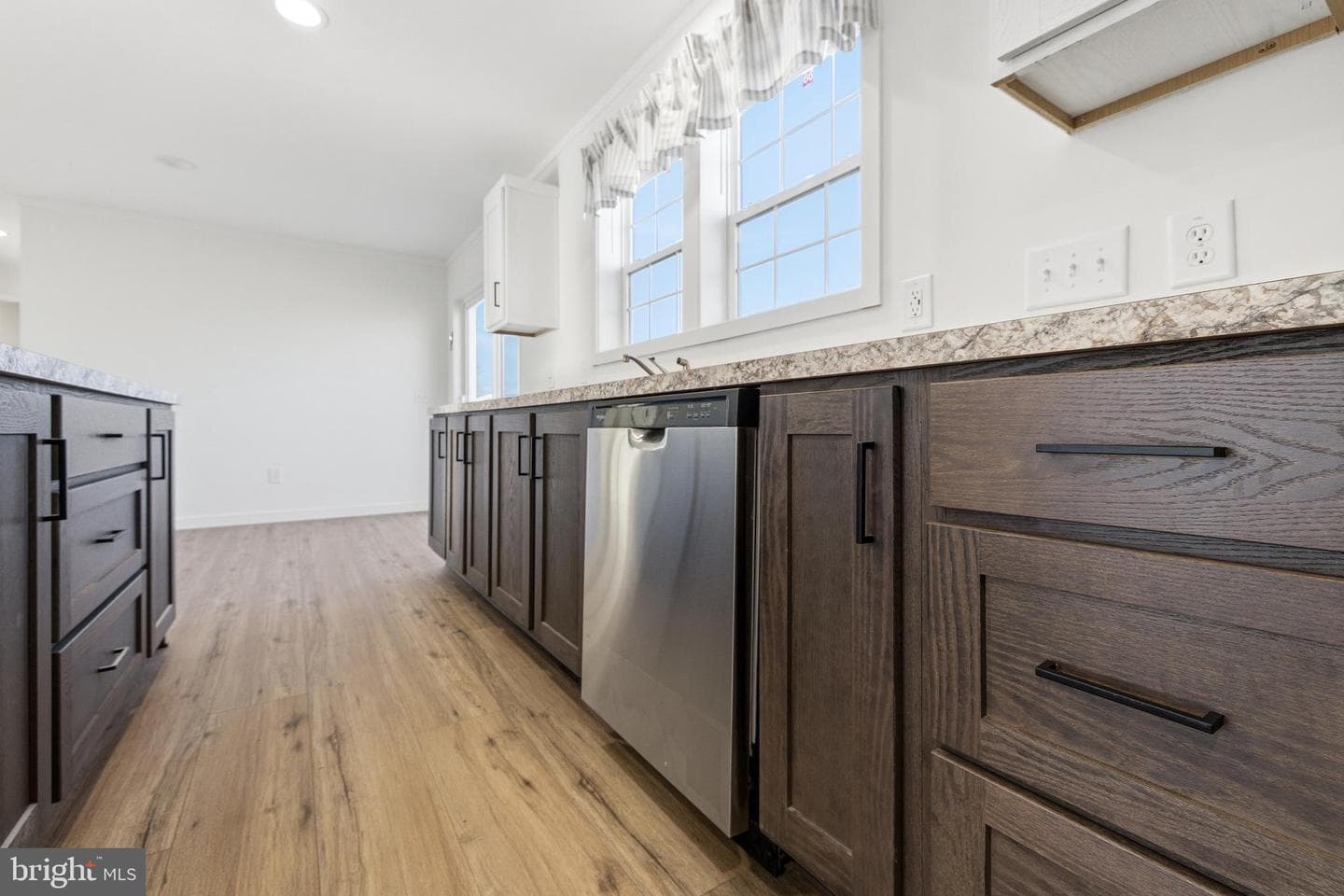 355 Park Road photo 15