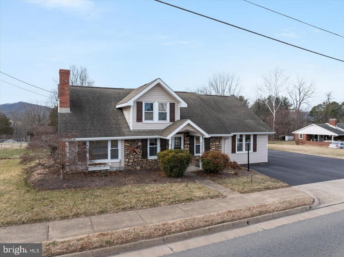 961 W Main Street photo 43