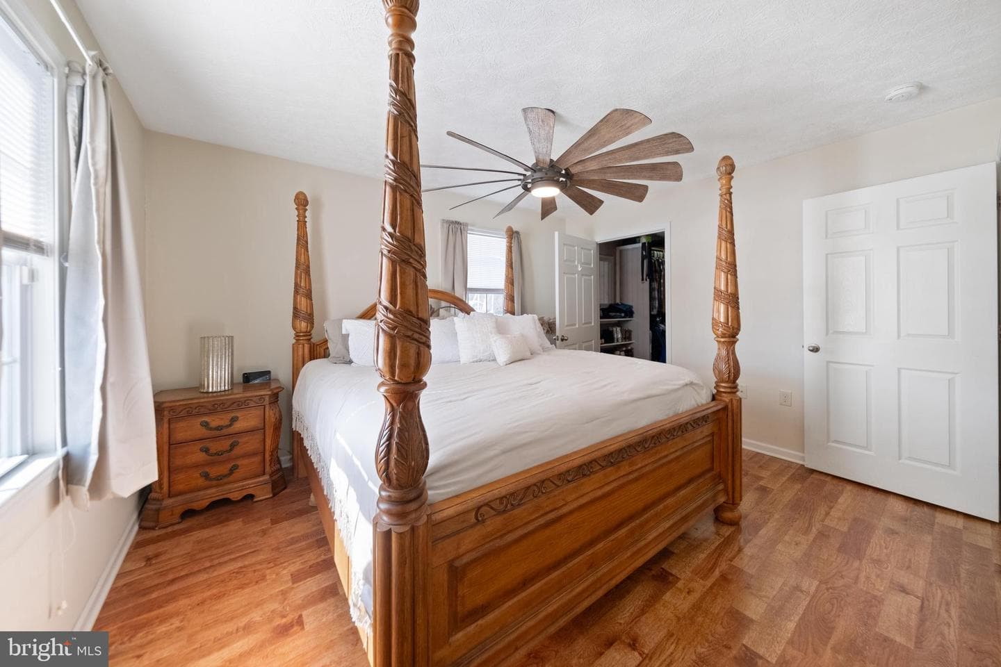 450 Creekside Drive photo 9