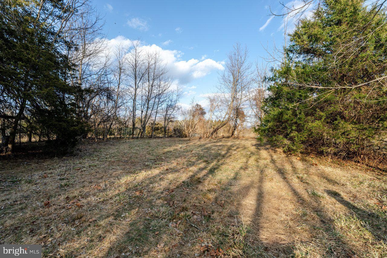 723 Sedwick Road photo 46
