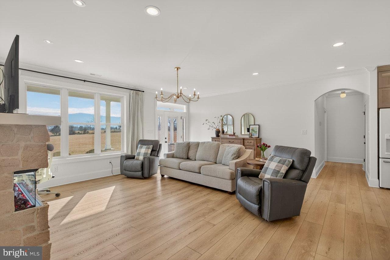 215 Forrest Drive photo 17