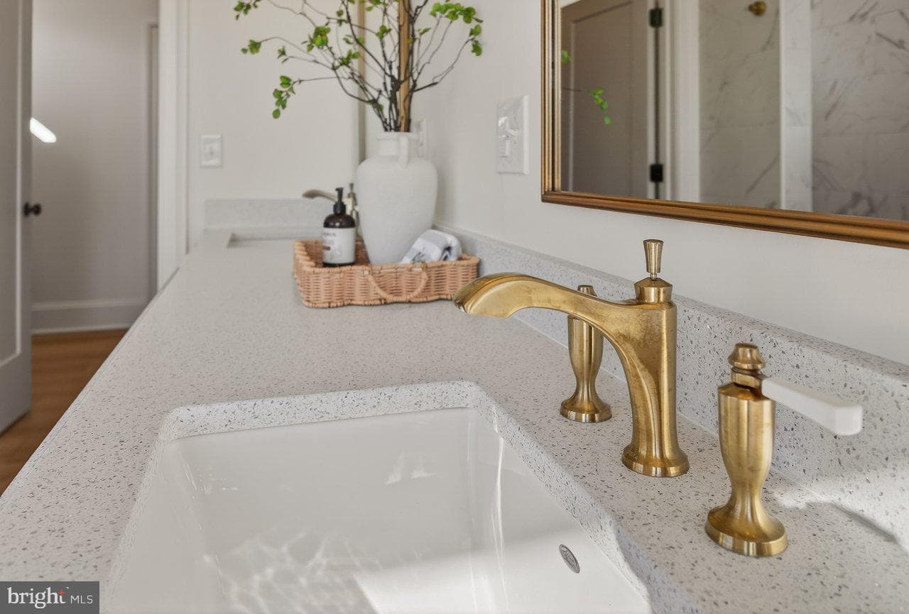 215 Forrest Drive photo 47