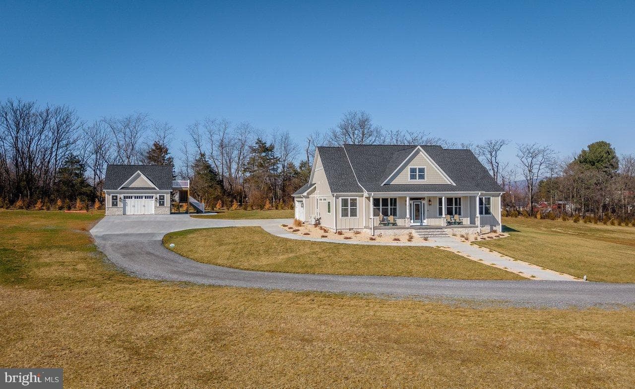 215 Forrest Drive photo 90