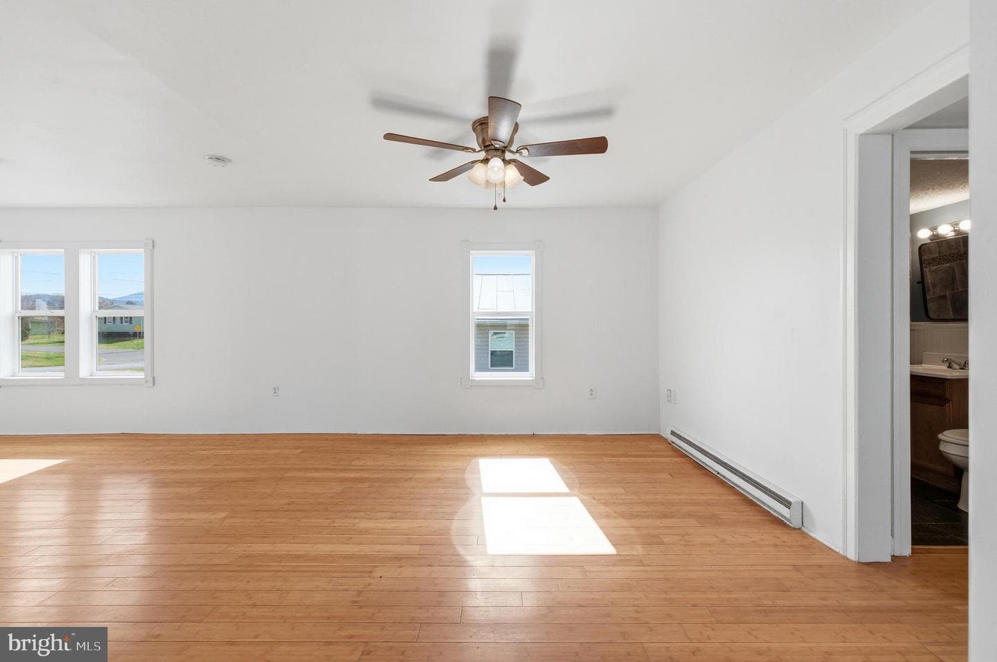 514 Luray Avenue photo 8