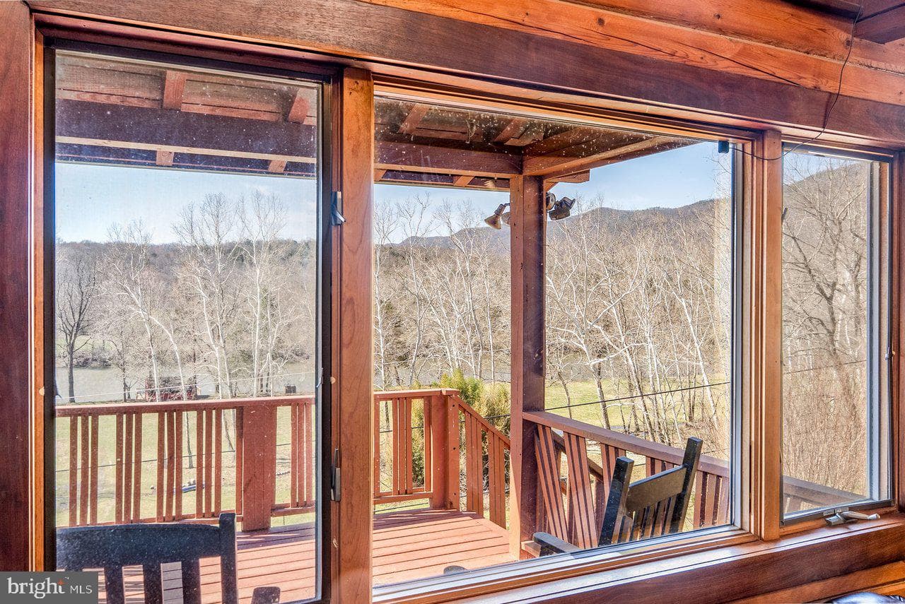 1660 Canoe River Drive photo 25