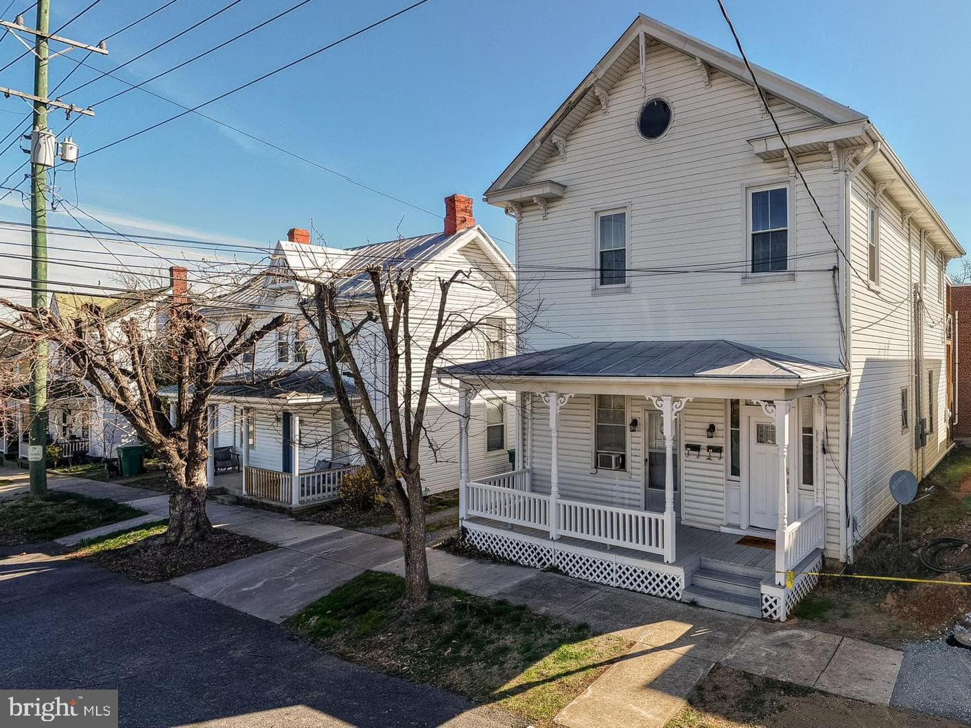 10 N Deford Avenue, Luray