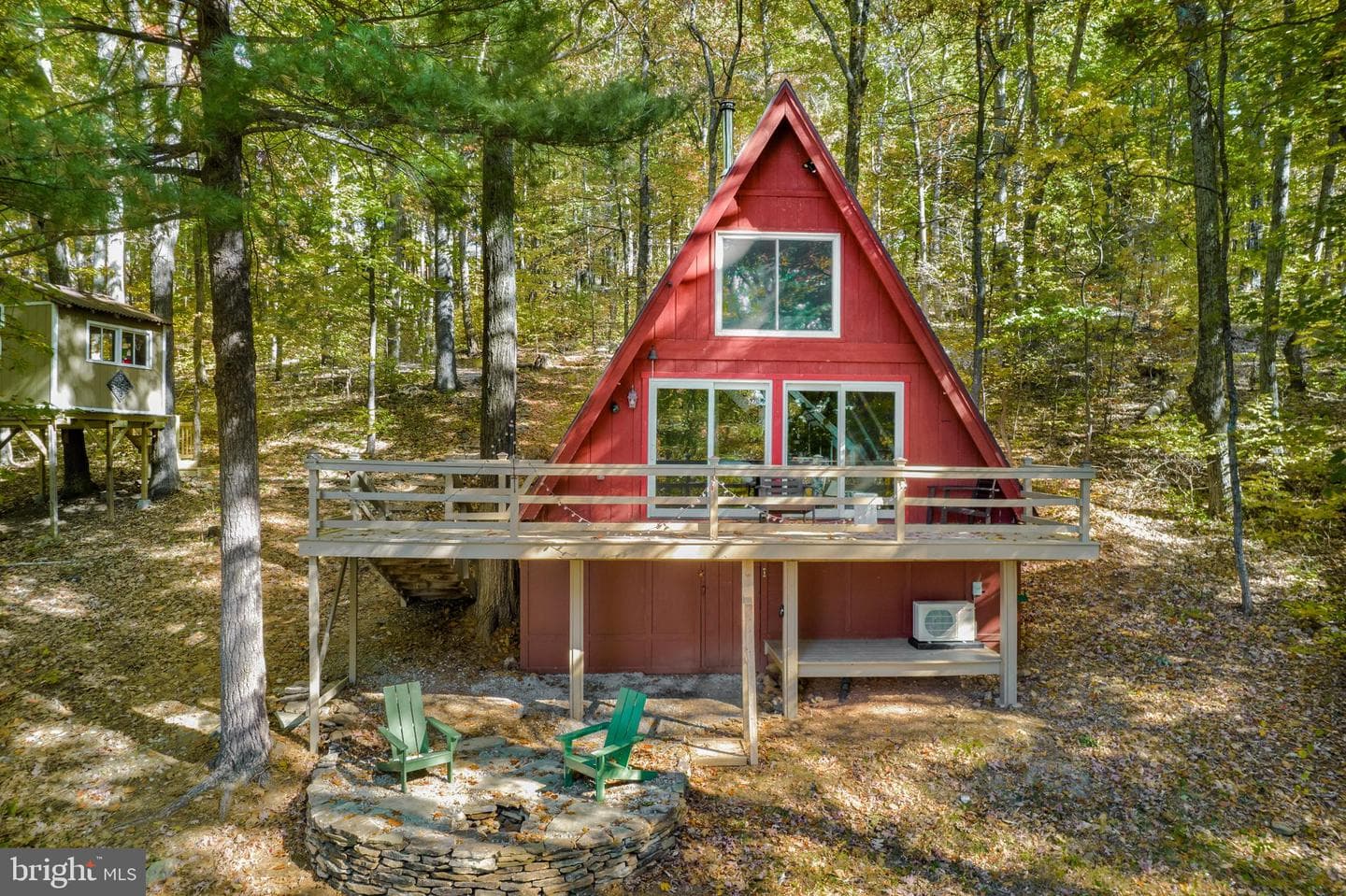 698 Valley View Road photo 2