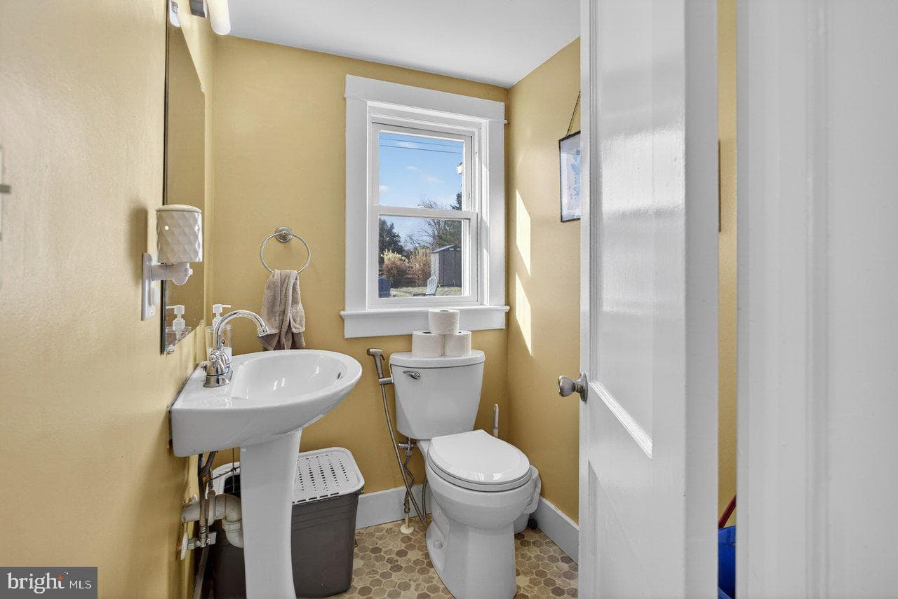 82 Rosser Drive photo 21