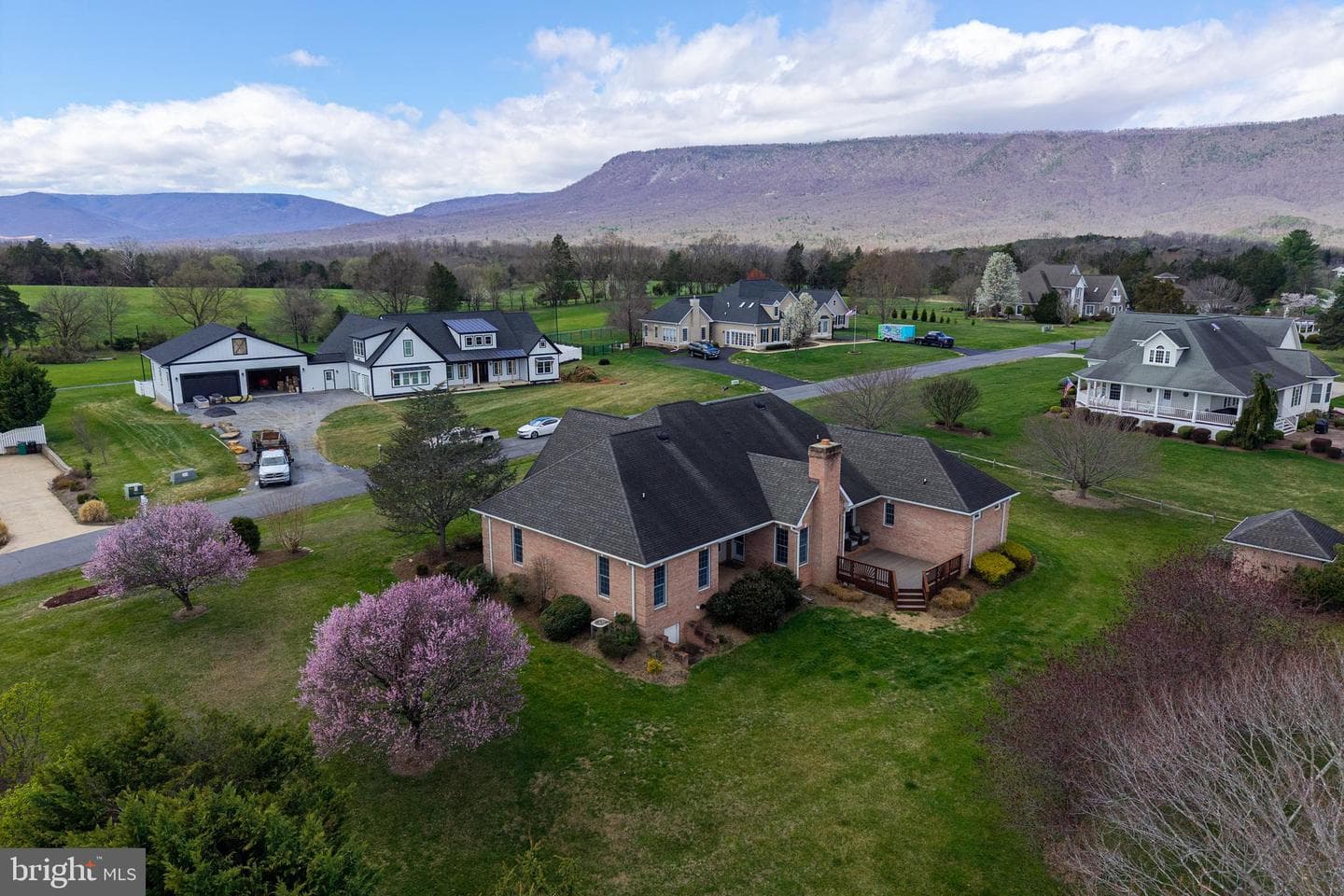 400 Beall Avenue photo 81