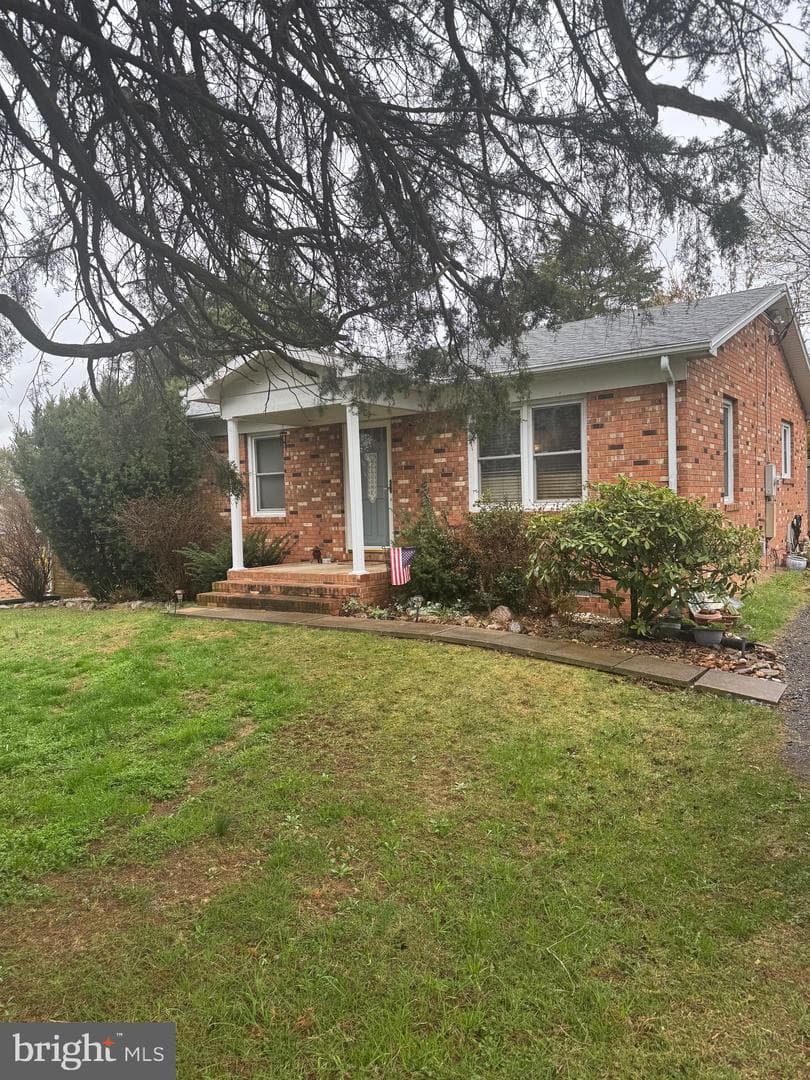 2 Massanutten Place