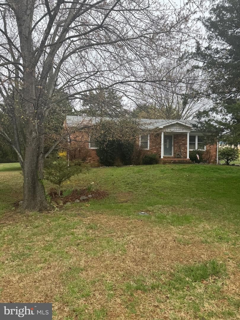 2 Massanutten Place photo 3