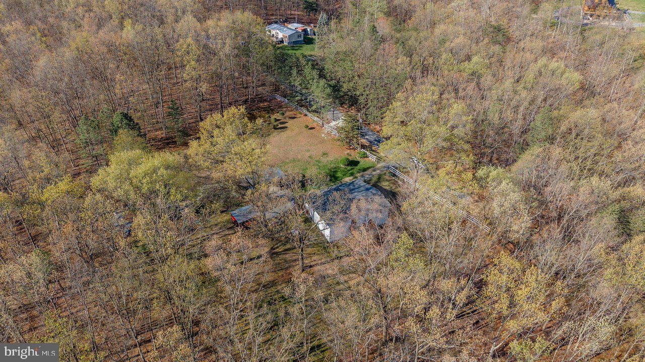 160 Gale Lane photo 67