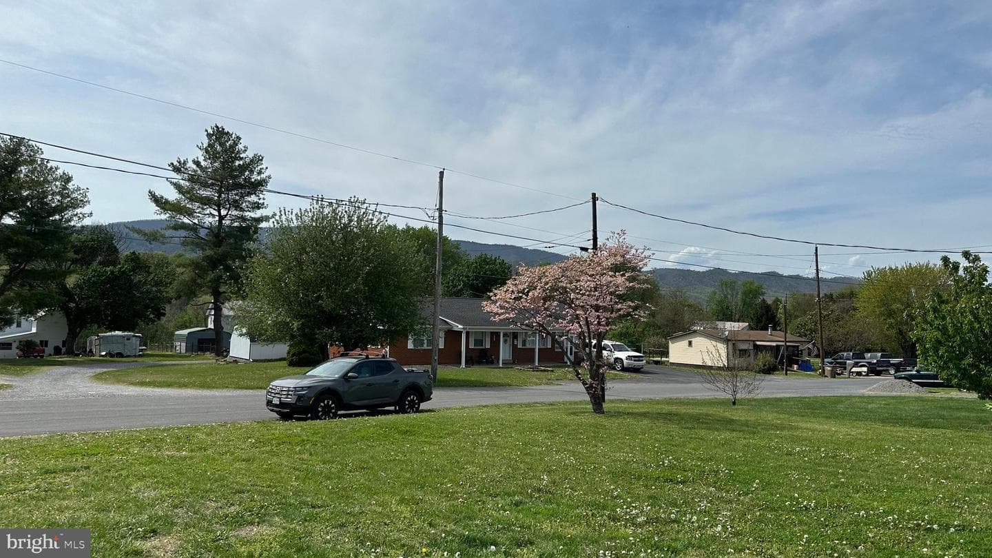 206 2nd Street photo 34