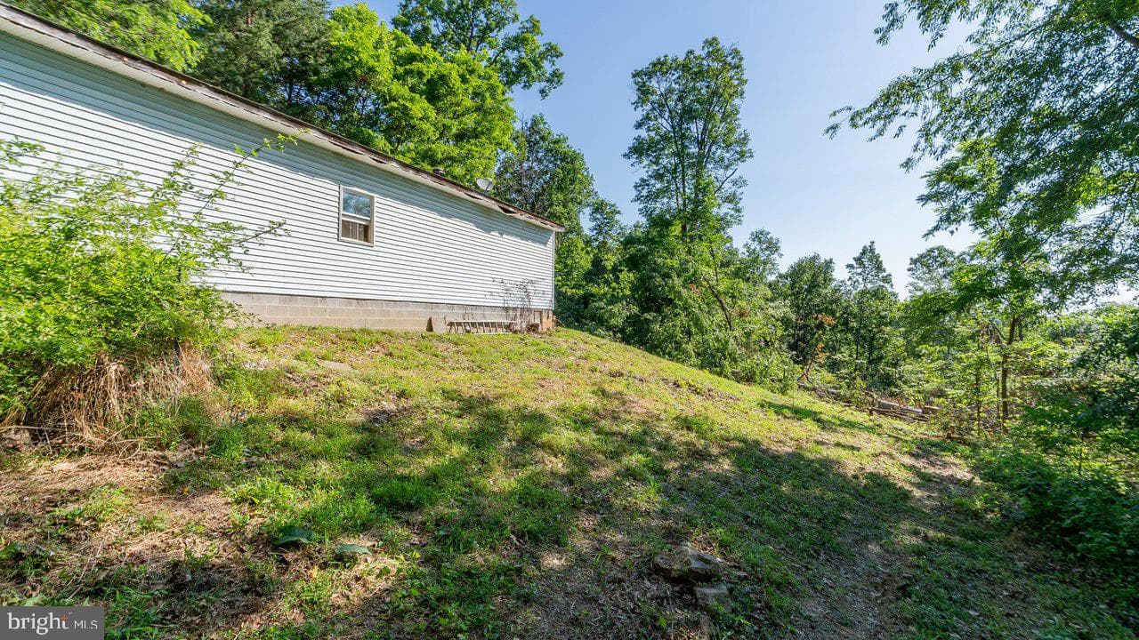 531 Forest Drive Extension photo 16