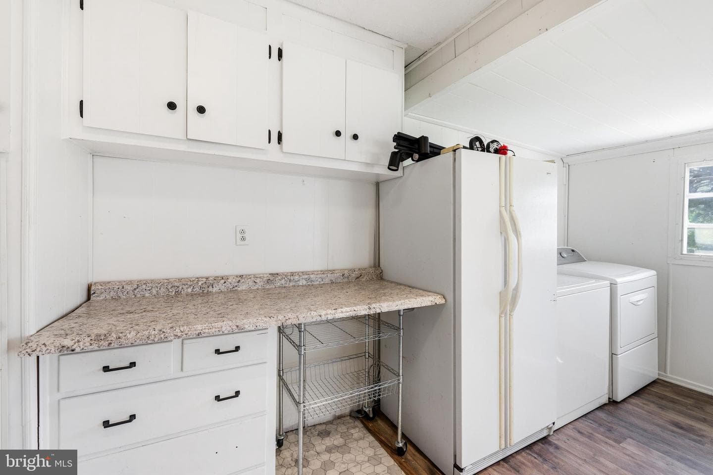 411 Fourth Street photo 14