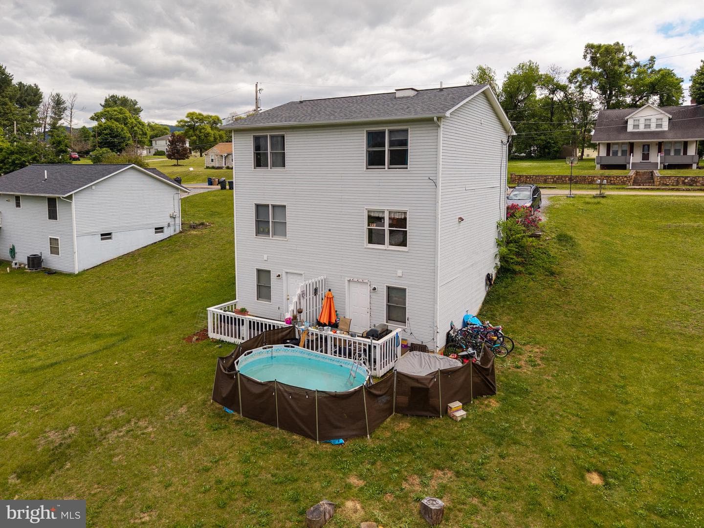 117 Warren Avenue photo 41
