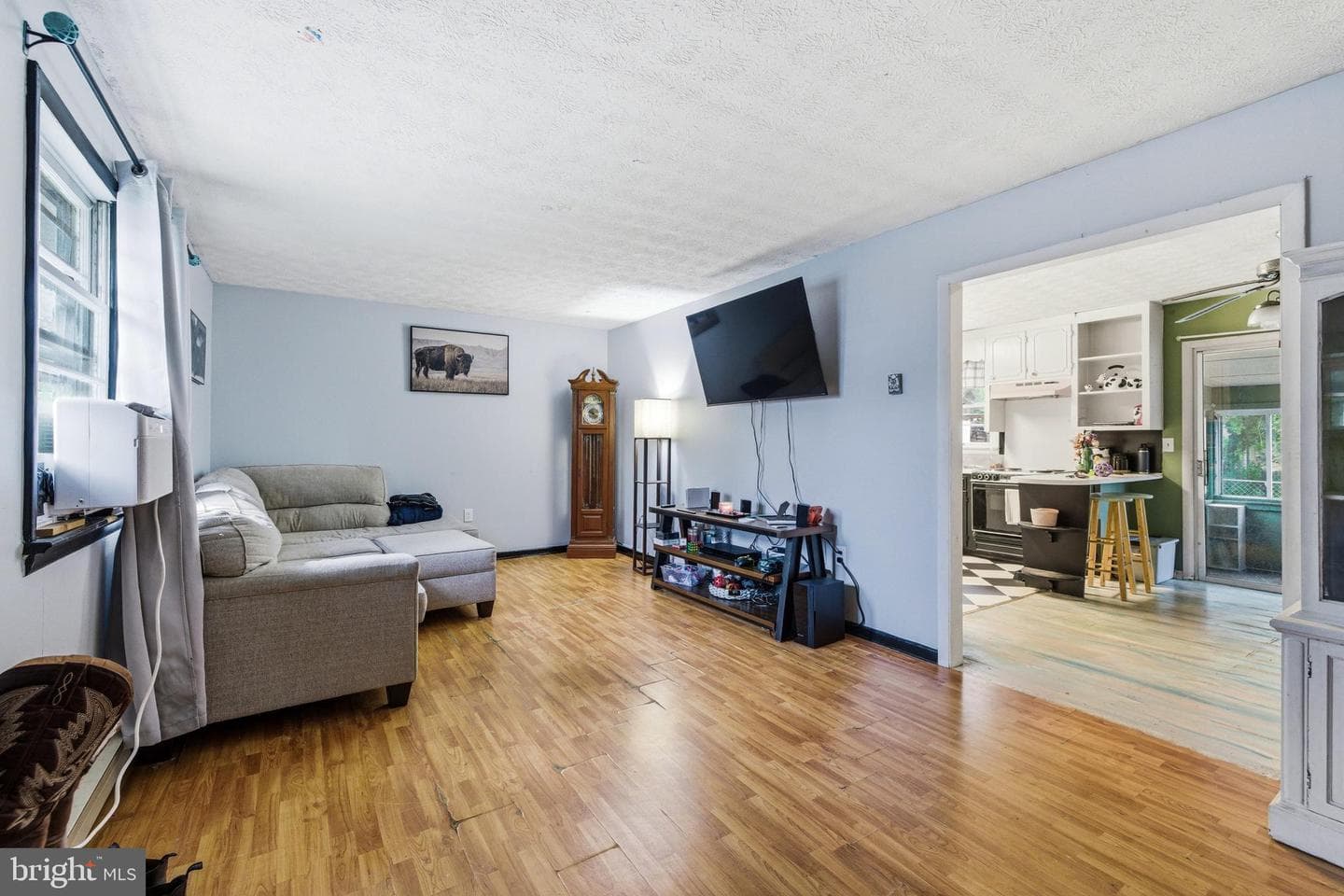 320 Willow Street photo 3