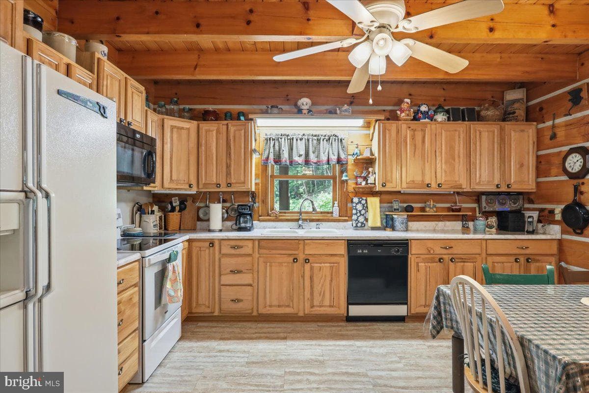 938 Lake Arrowhead Rd photo 23