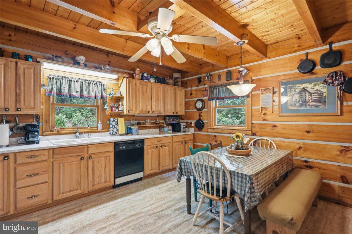 938 Lake Arrowhead Rd photo 25