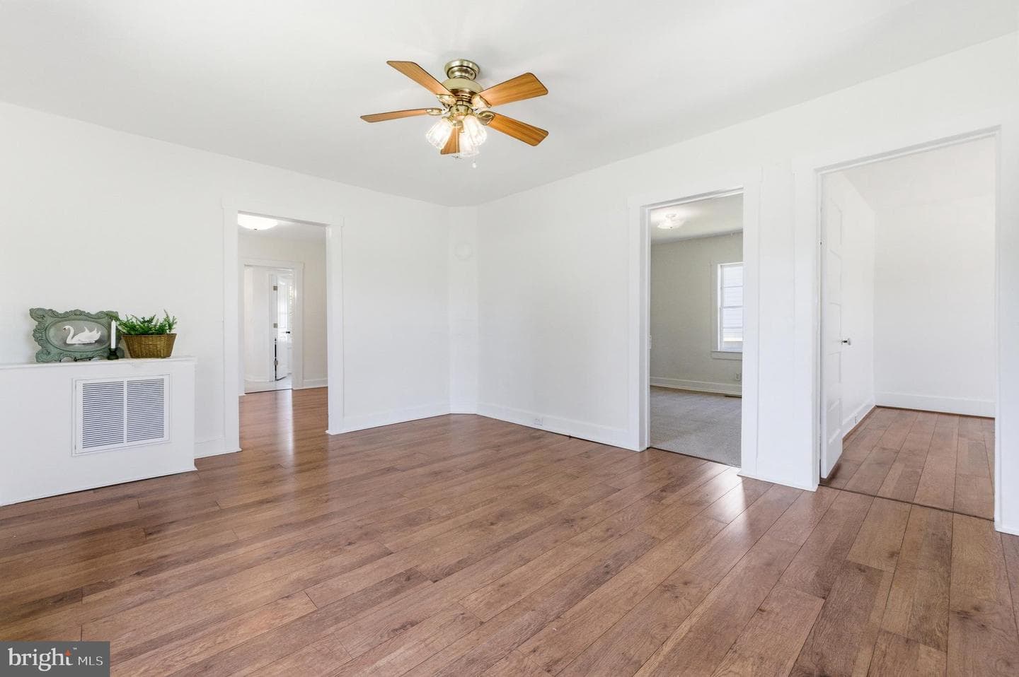 522 Luray Avenue photo 17