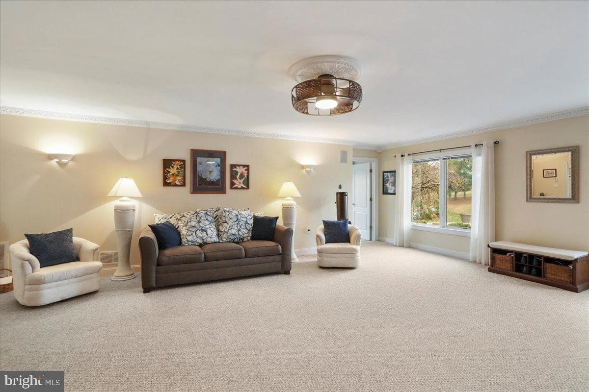 100 Cottage Drive photo 18