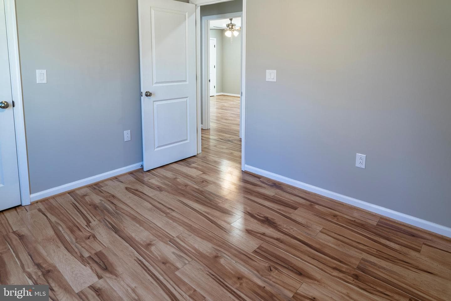 240 Deford Avenue photo 36