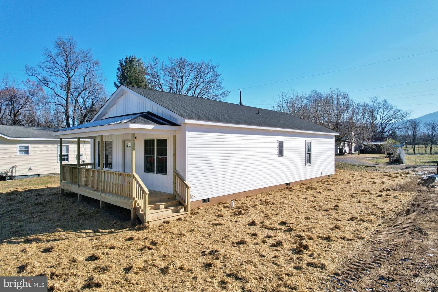 240 Deford Avenue photo 60