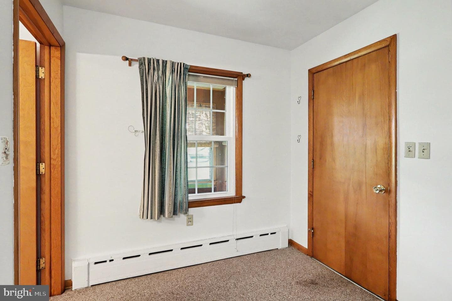 5 Eden Road photo 31