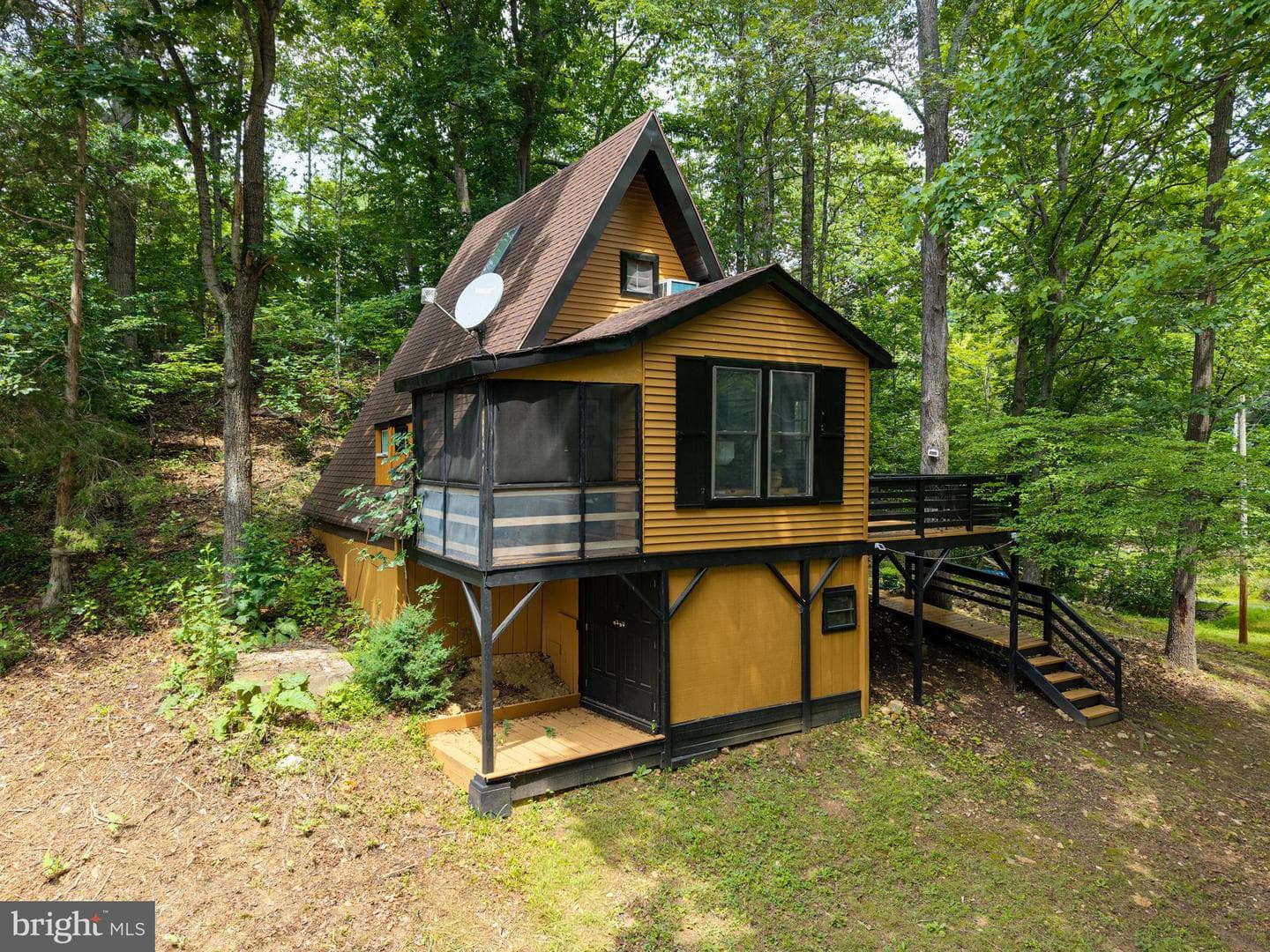 160 Piney Knoll Place photo 2