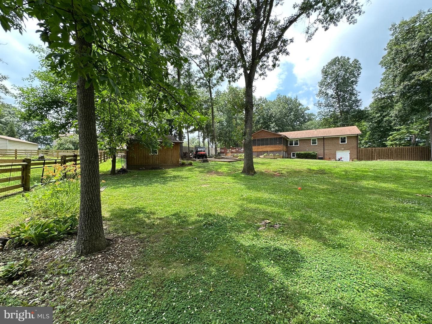 579 Circle View Road photo 16