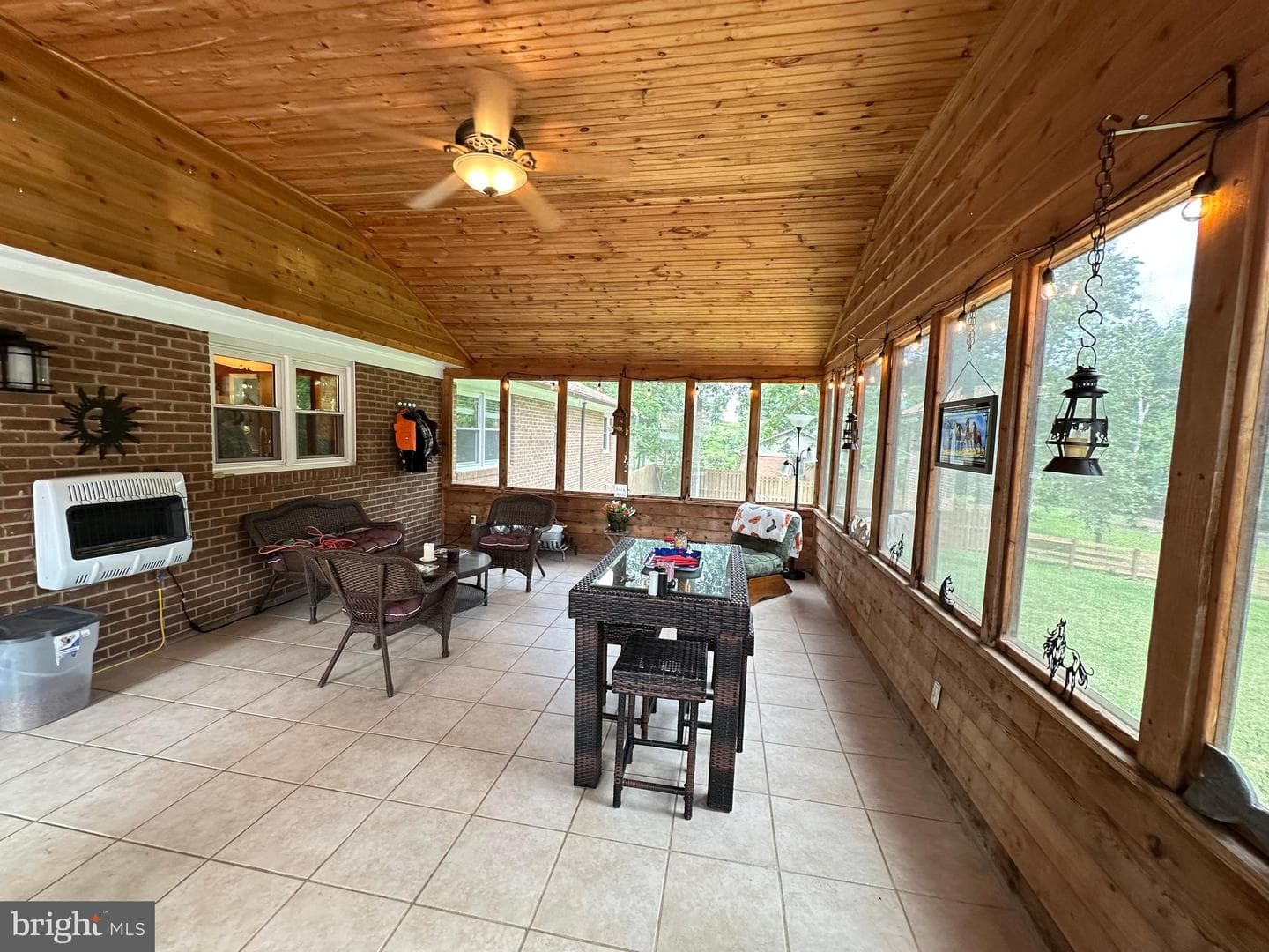 579 Circle View Road photo 20