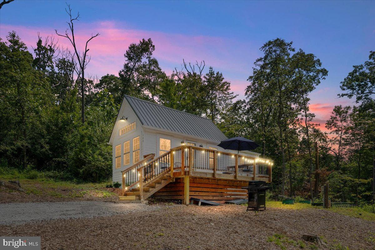 175 Lake Drive photo 1