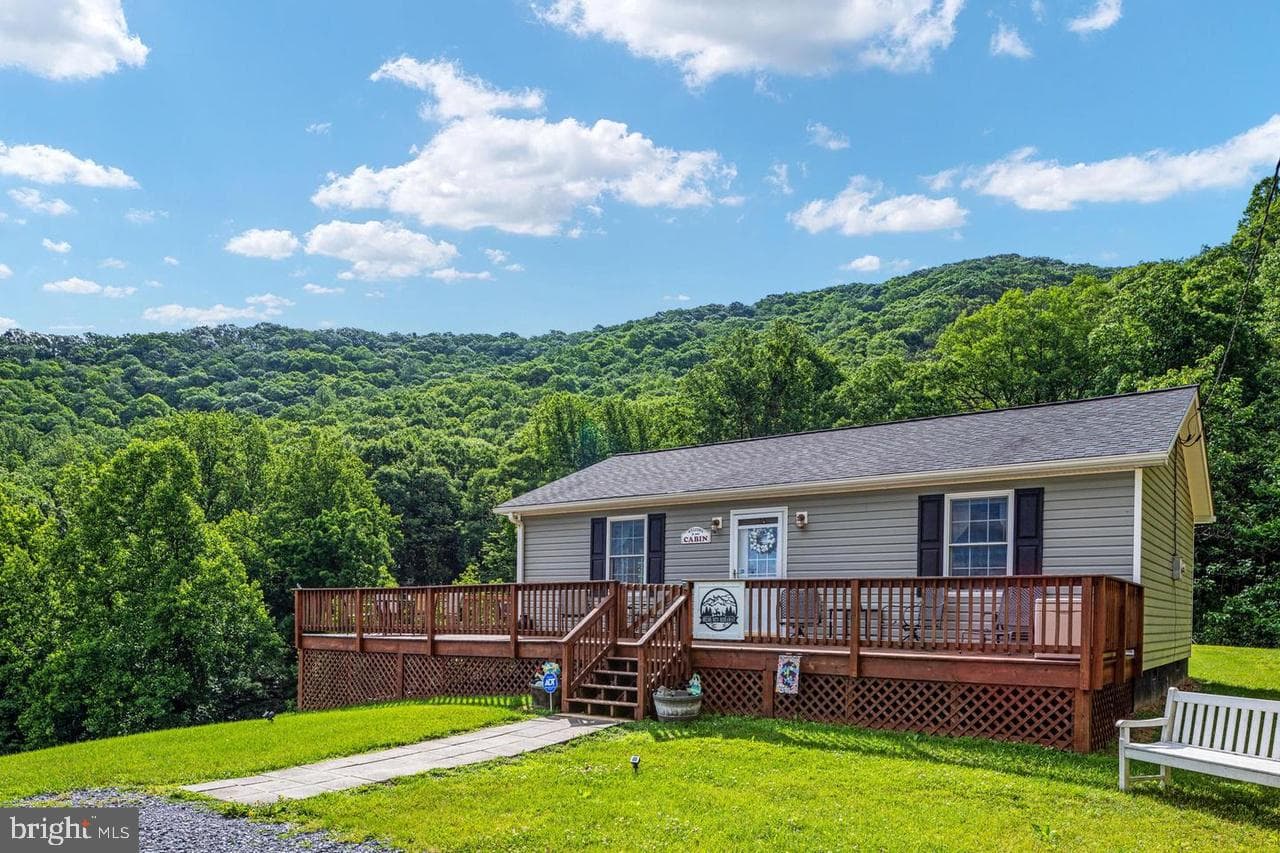 897 Helms Road photo 14