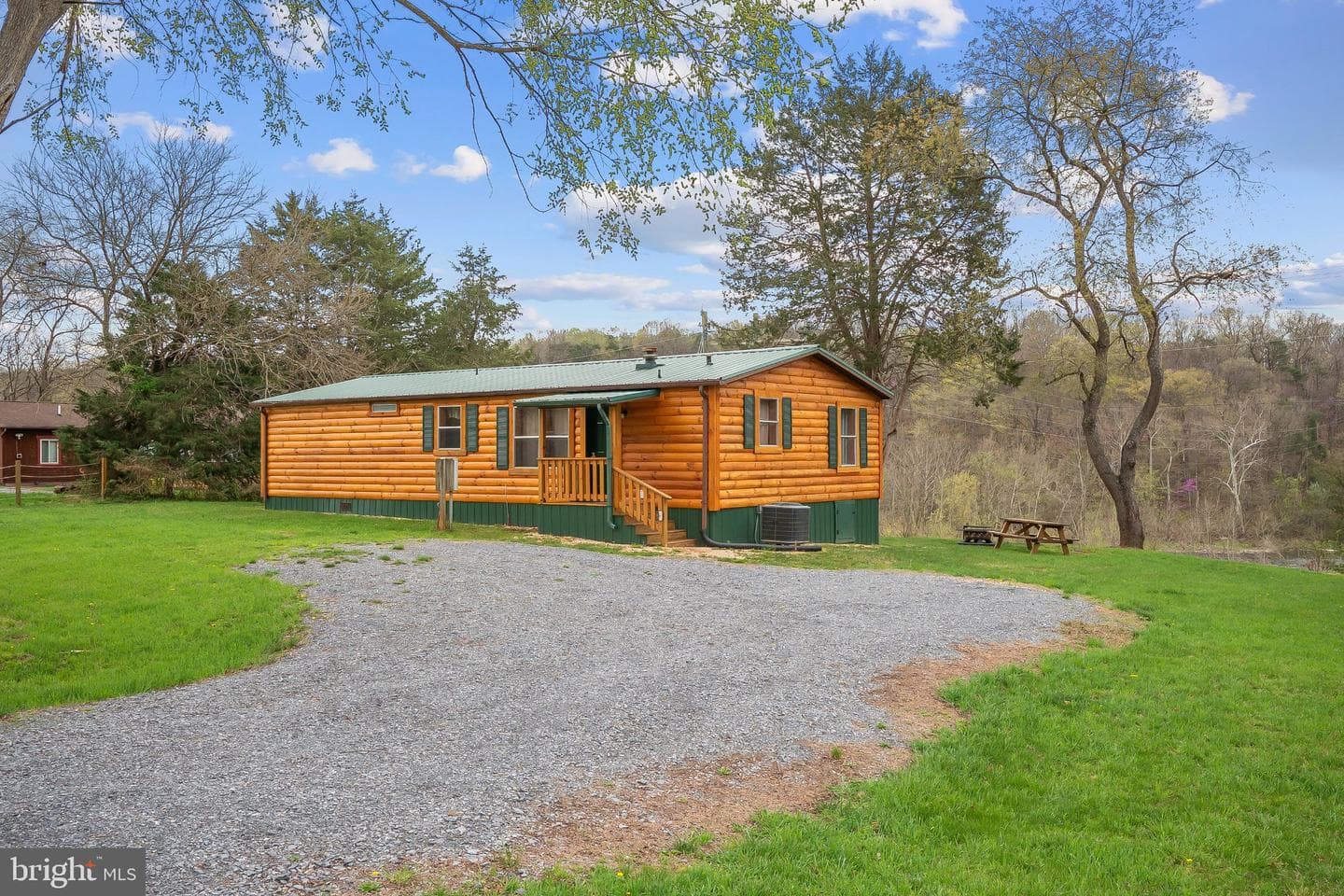 268 Shenandoah Dr photo 1