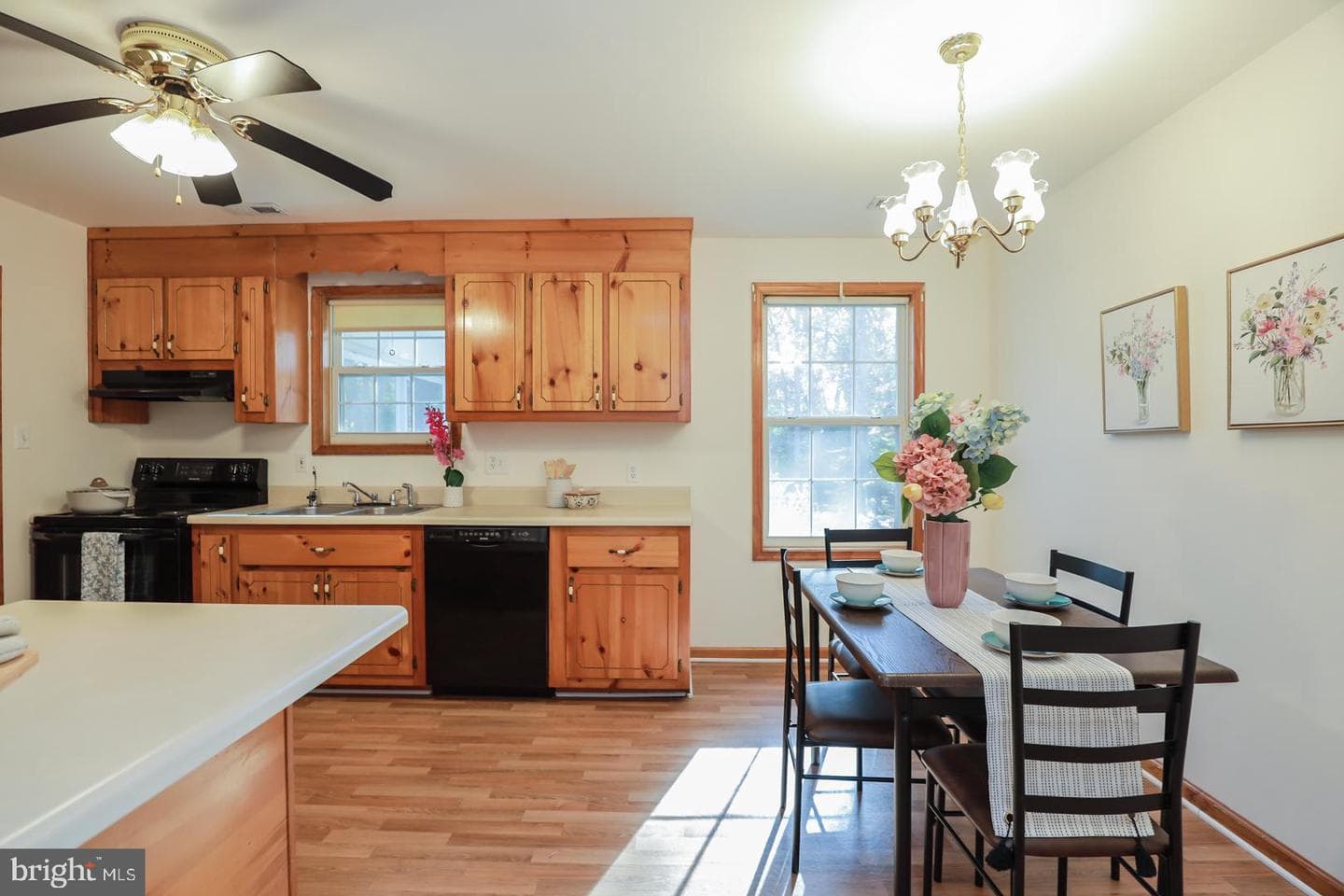 202 N Park Drive photo 3