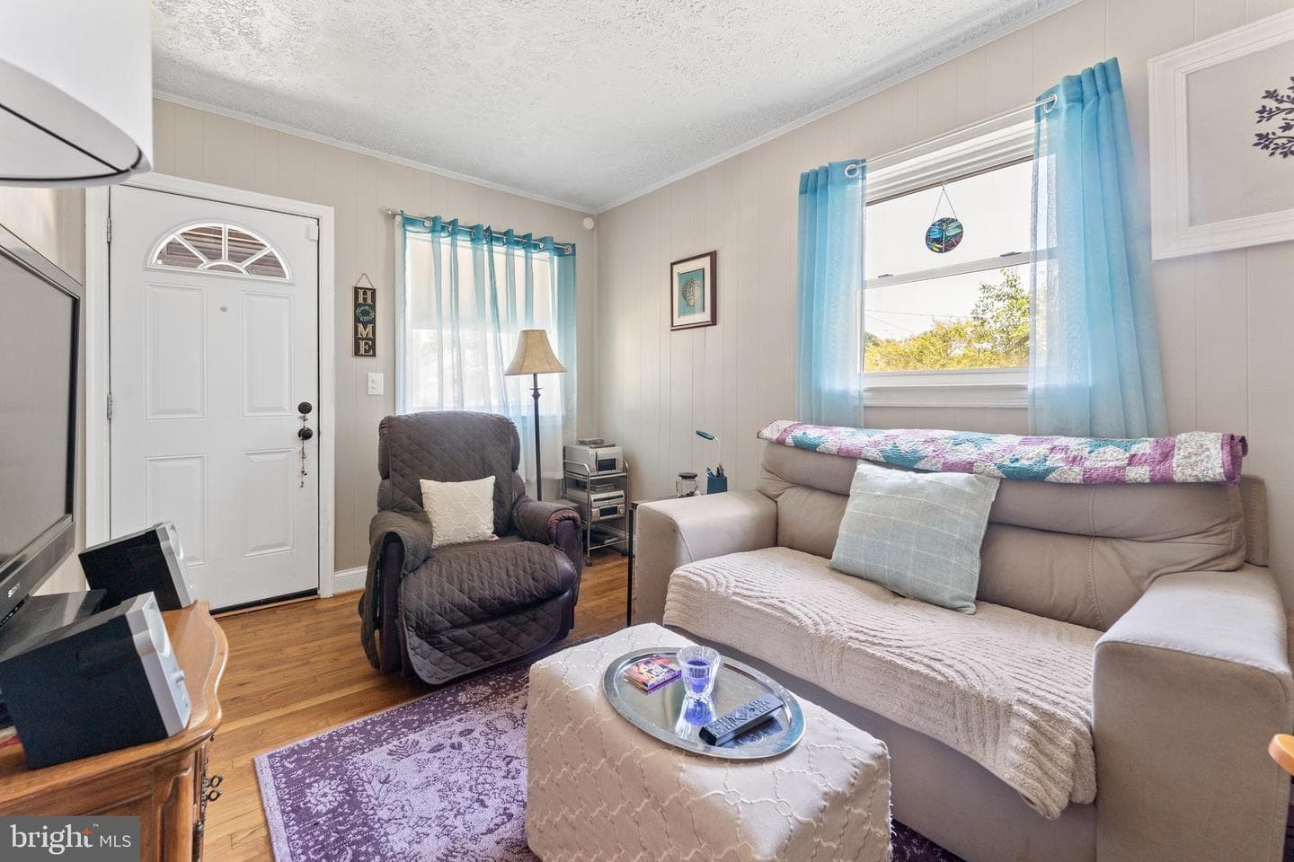 24 S Burch Street photo 5