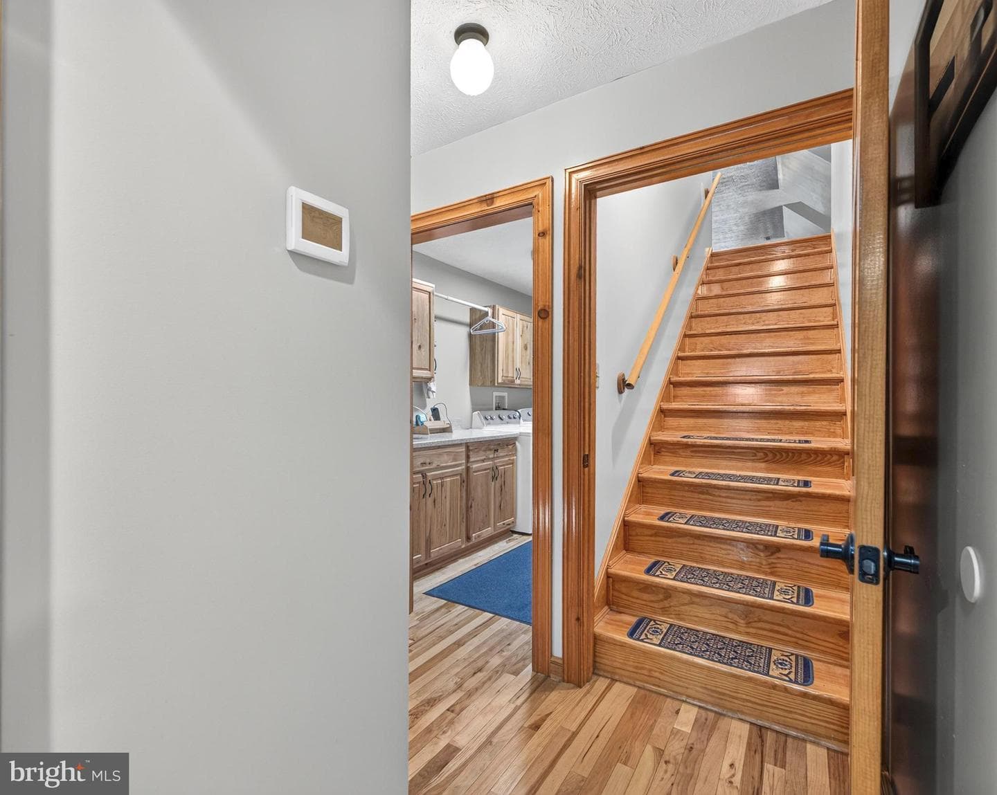 89 Watson Boulevard photo 45