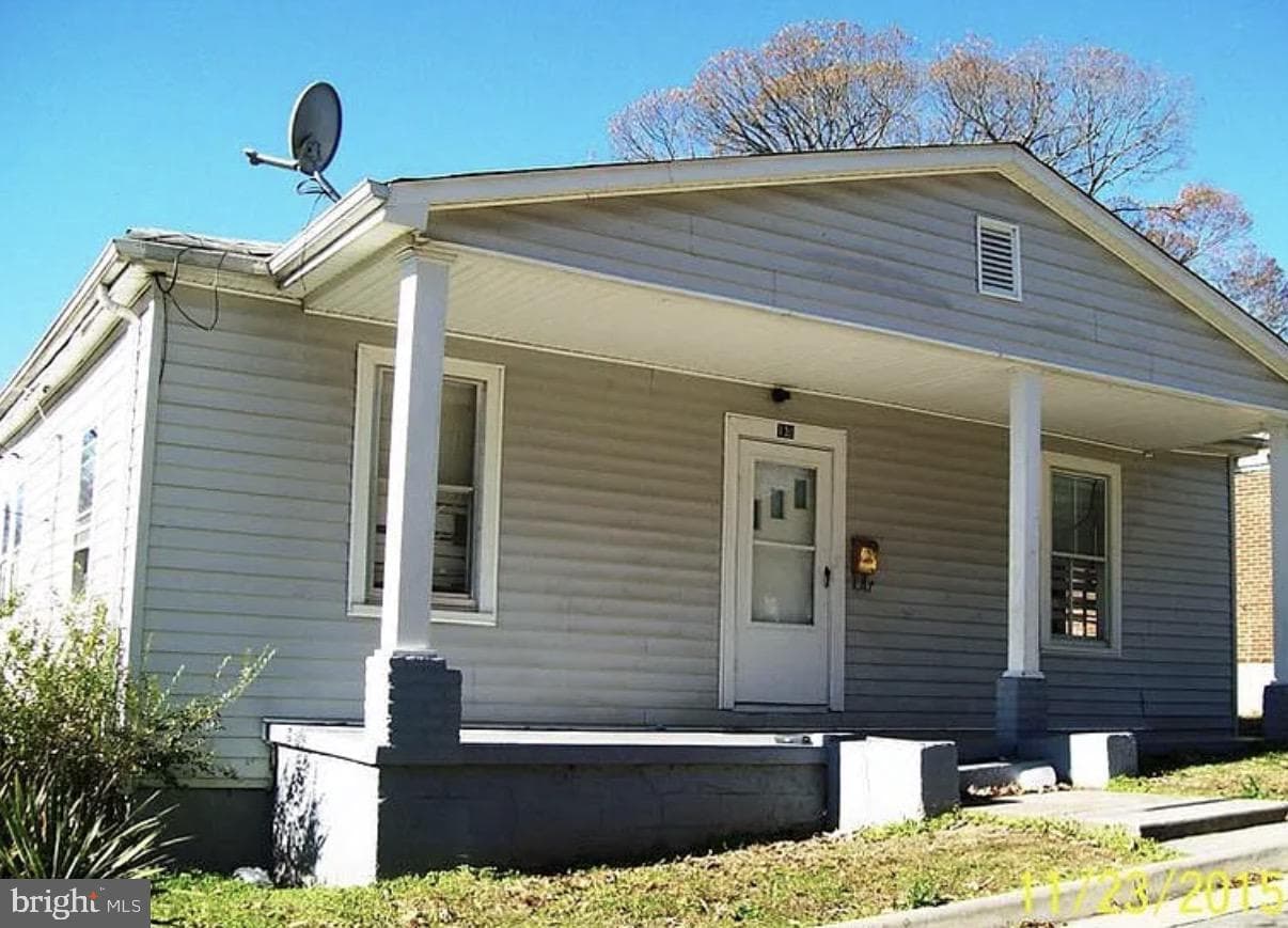 130 Johnson Street photo 1