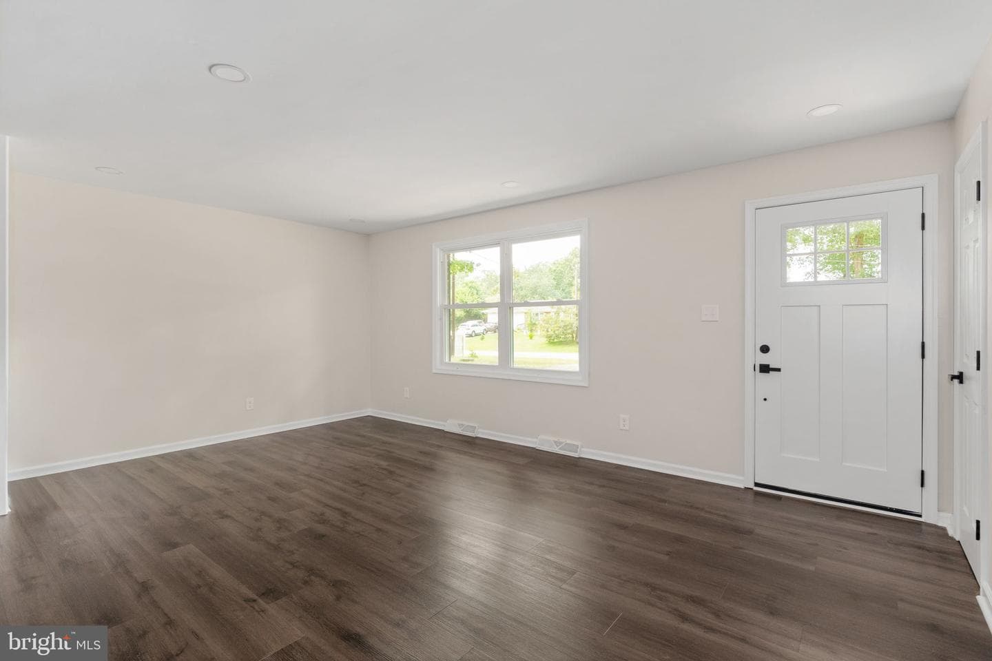 7805 Bronze Lane photo 13