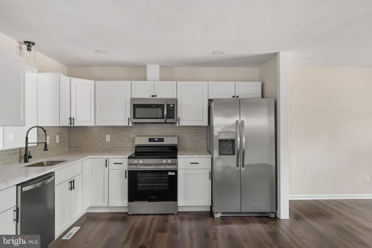 7805 Bronze Lane photo 21