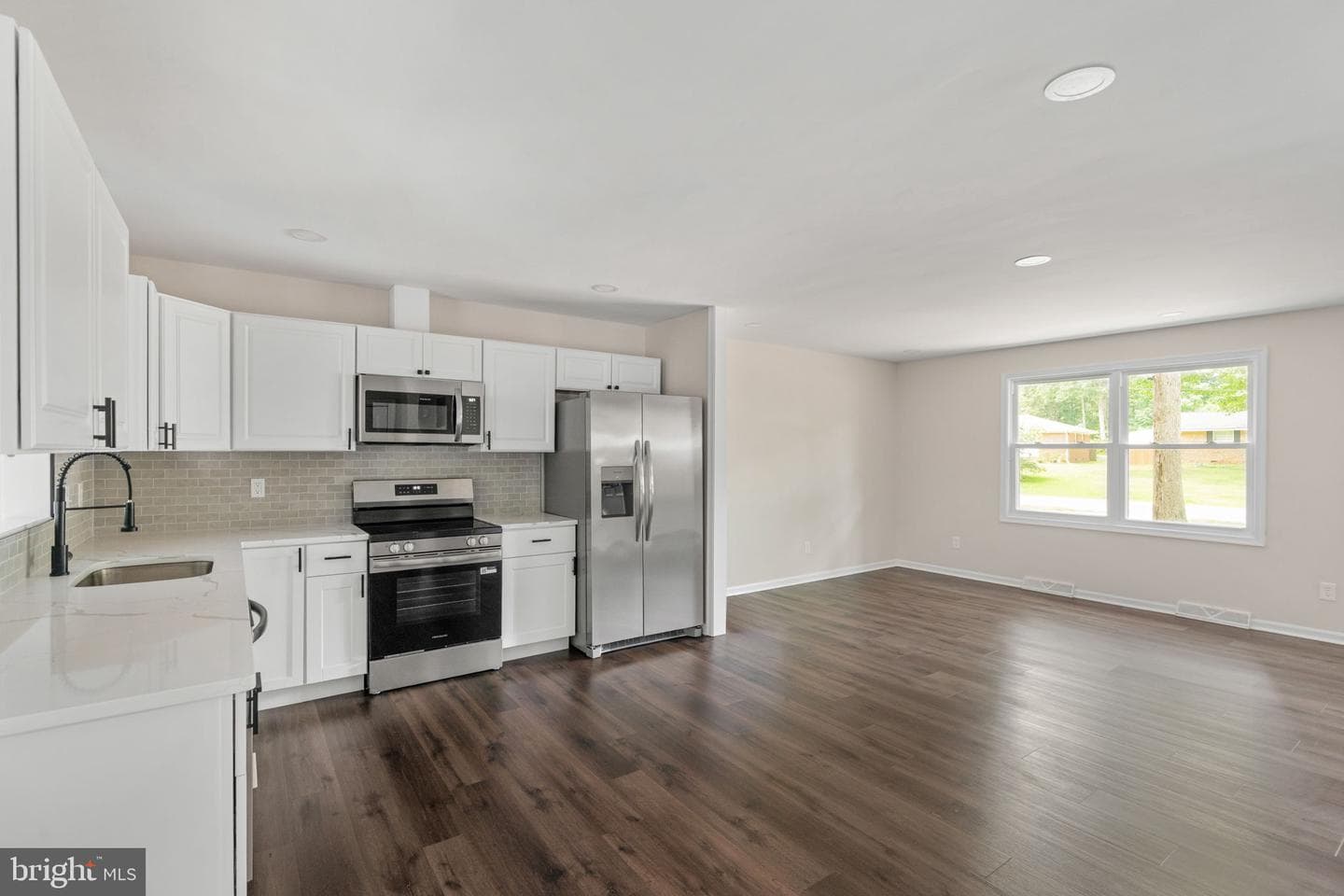 7805 Bronze Lane photo 23