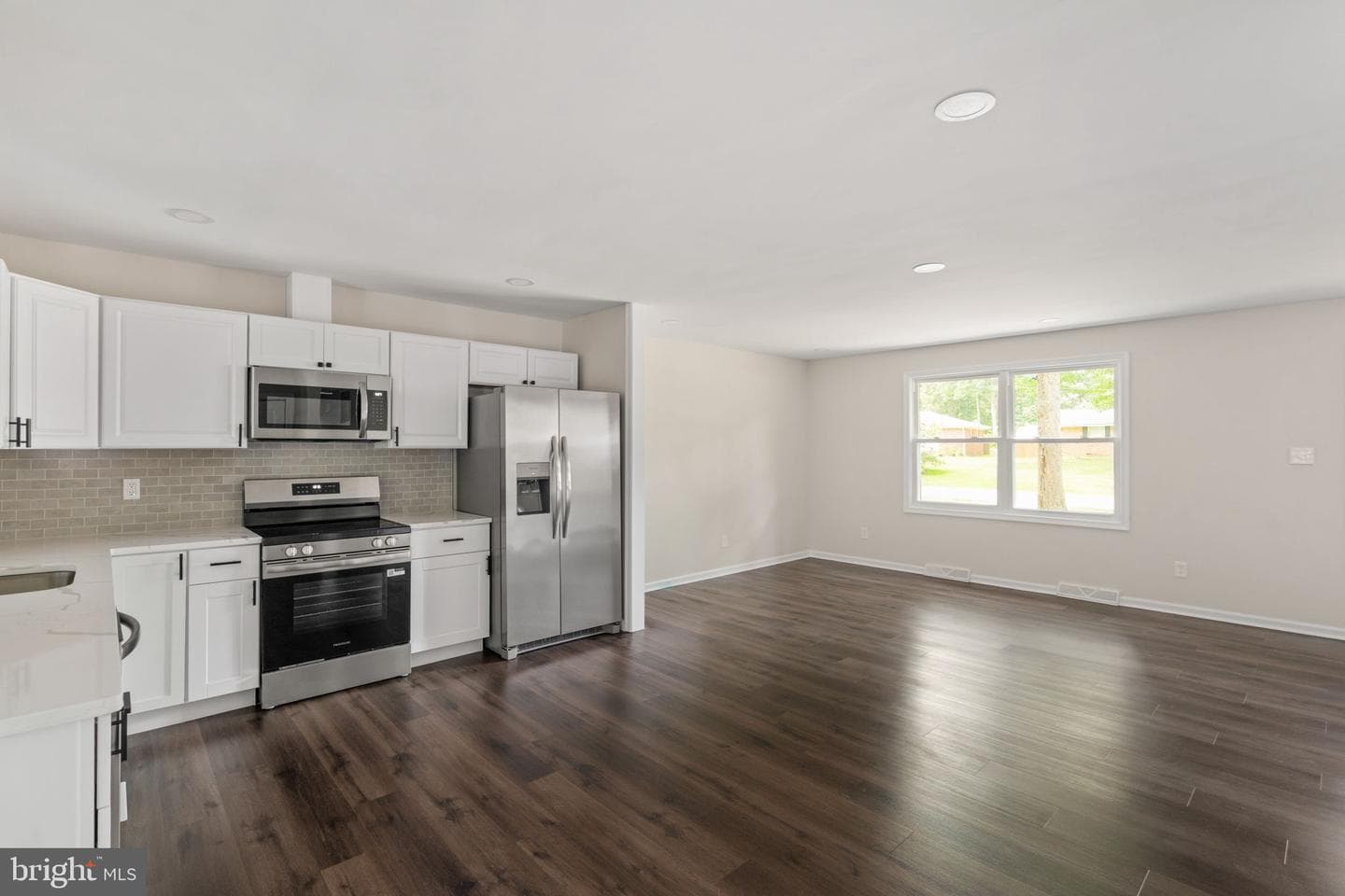 7805 Bronze Lane photo 24