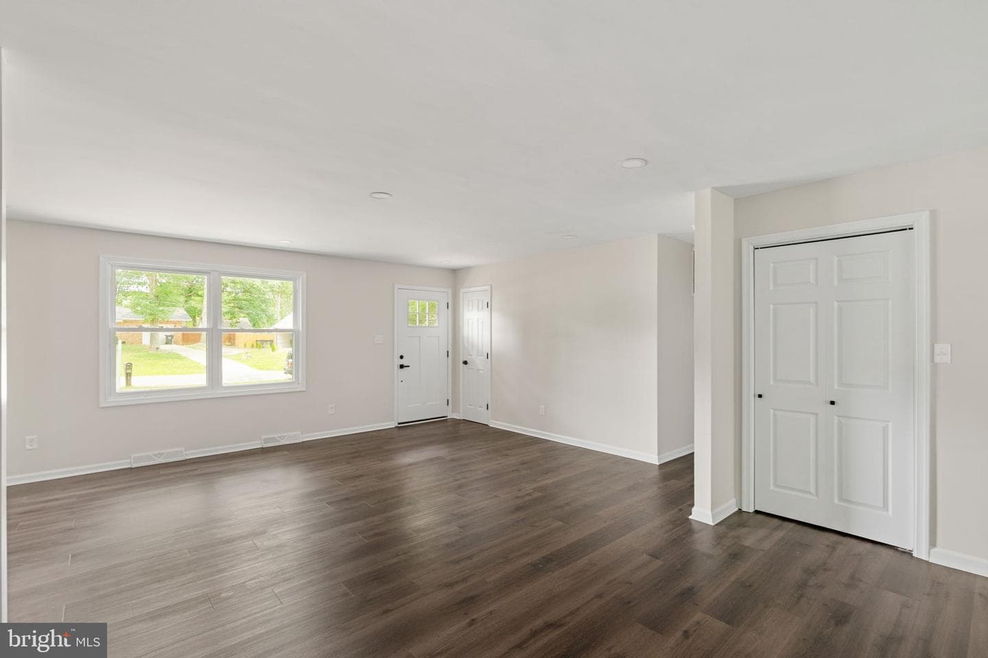 7805 Bronze Lane photo 27
