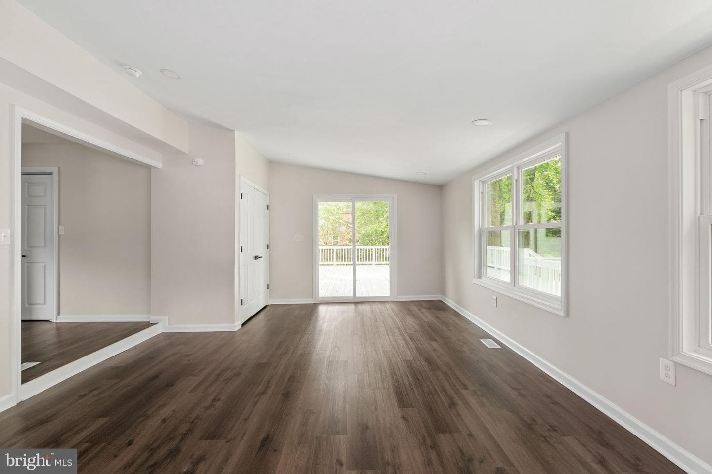 7805 Bronze Lane photo 31