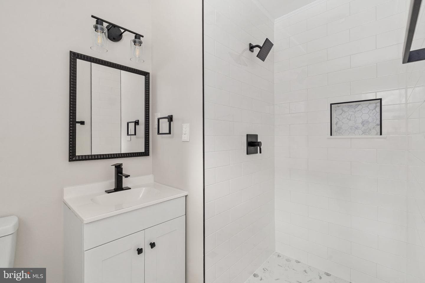 7805 Bronze Lane photo 38