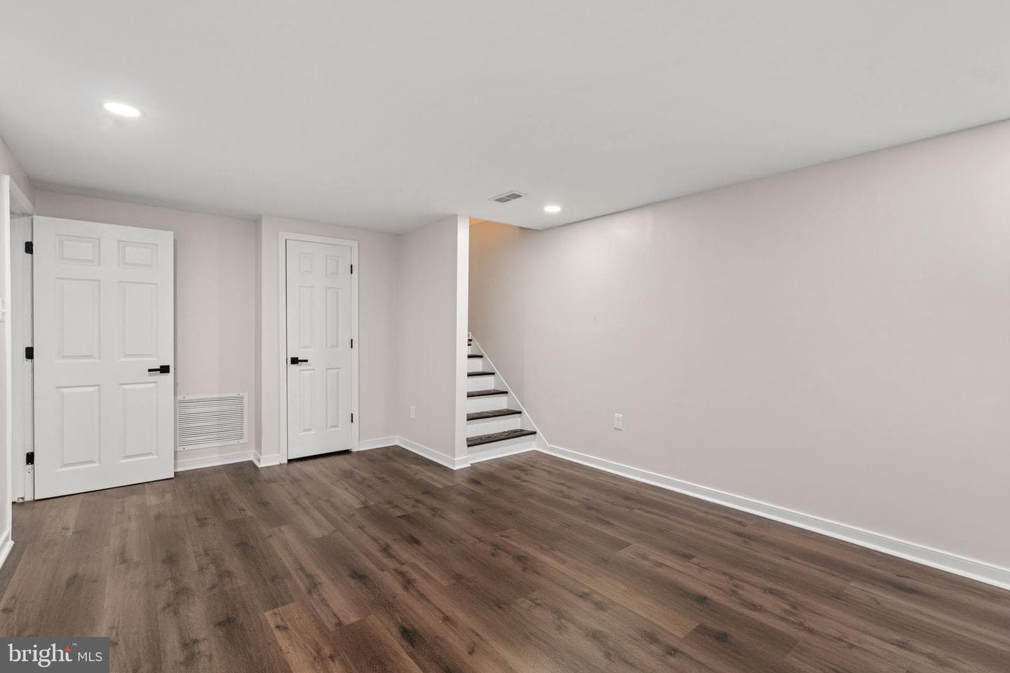 7805 Bronze Lane photo 44